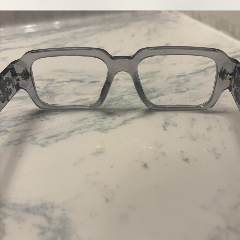 Silver sunglasses - Picture 5 of 5